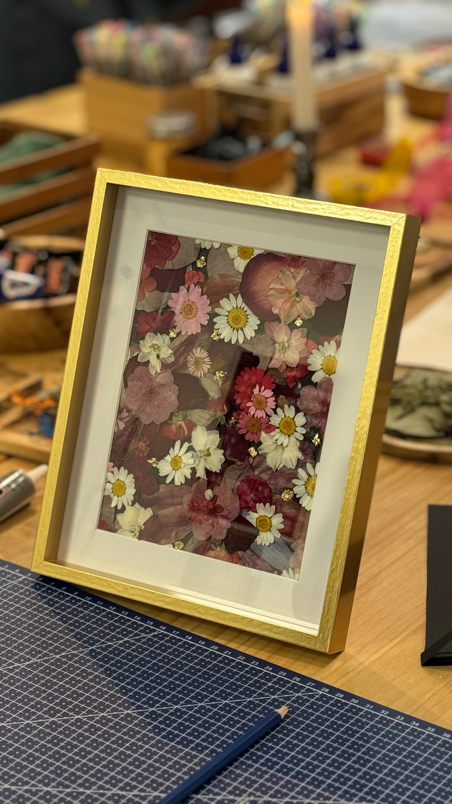 06/06- Pressed Floral Art Workshop