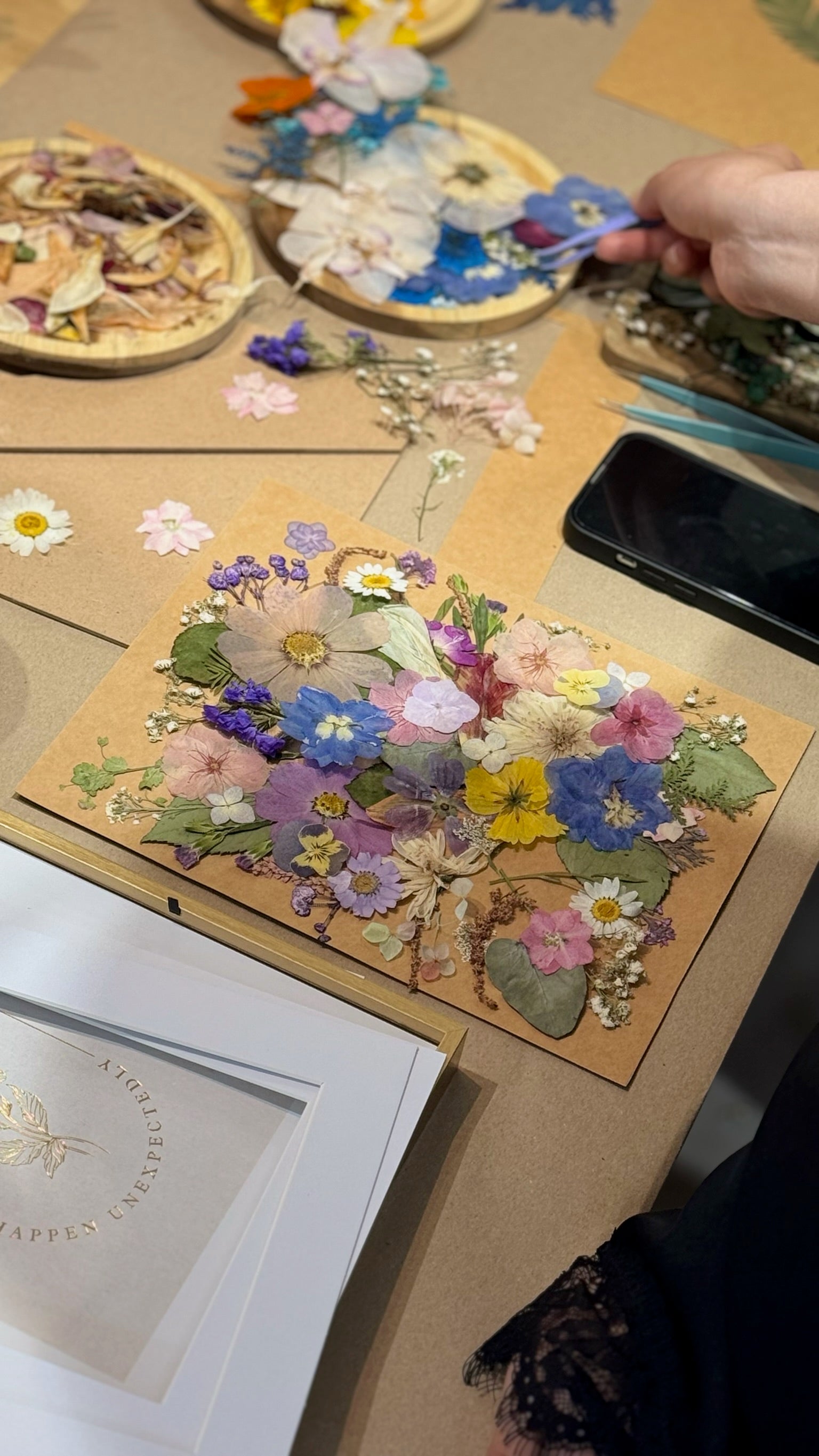 22/07 - Pressed Floral Art Workshop